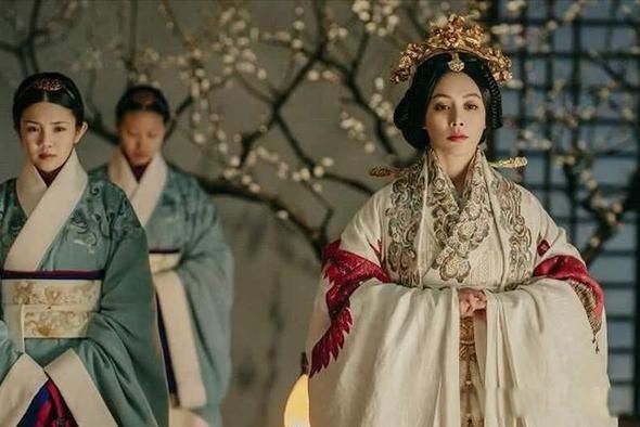 ��ʼ��������Τ�Ķ����� ���ֹ�ϵ���Ǽ�����������