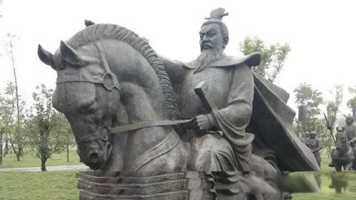 �ܲ���һ������������ ��Ӣ�ۡ��������ۡ����ݱ�