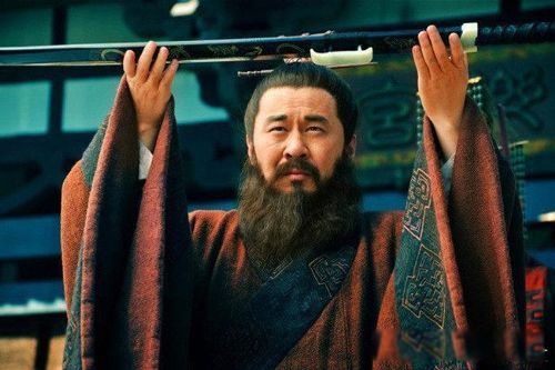 �ܲ���һ������������ ��Ӣ�ۡ��������ۡ����ݱ�