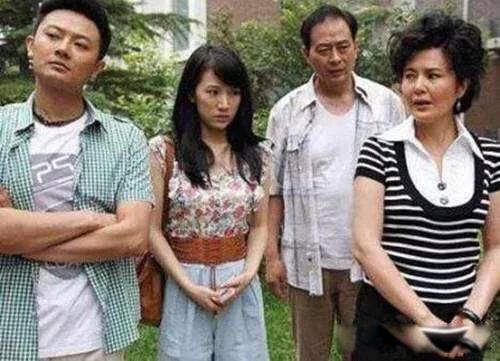 妈宝男什么意思 性格特点在恋爱中的表现