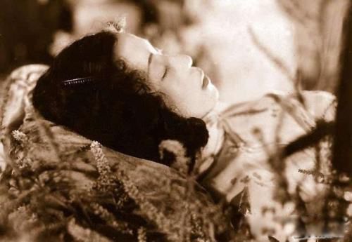 ���ǹ��ϰ���� �����������˴򽻵���Ҫ�ܴ�����