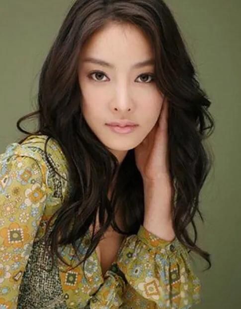 �����Ʒ���Ů���ǵ����ж�ֲ� ����Ȧ��Ǳ�����������˽�֪