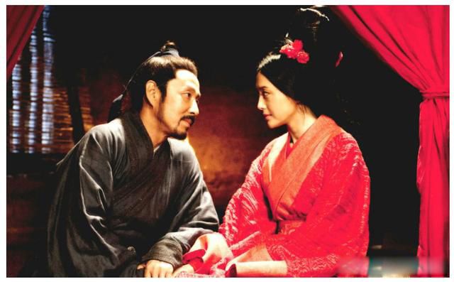 �������ݷ����������� ��ӯ���ŵ���ô����