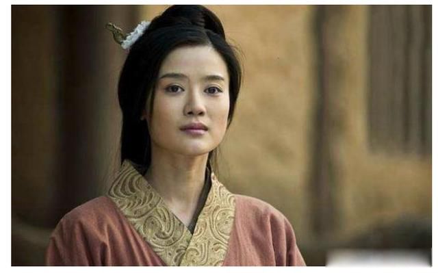 �������ݷ����������� ��ӯ���ŵ���ô����