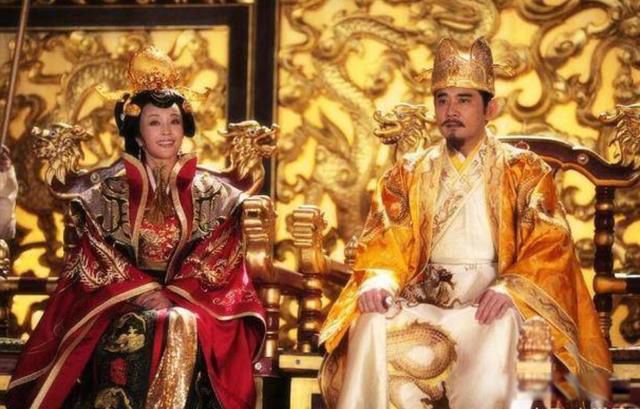 ����������ô���ϵ�λ�� �Ը�������������ھ���֮��