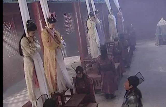 ��������Ů�������³� ���������ܻ���