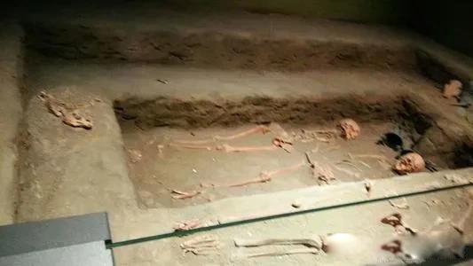 ��������Ů�������³� ���������ܻ���