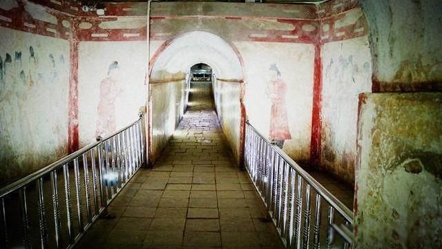 Ǭ����˭��Ĺ ������ĹΪʲô������