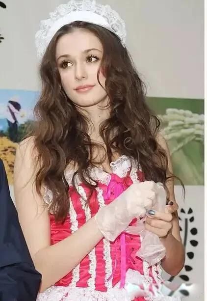 �ڿ�����Ů���� ӵ��˹���������Ѫͳ