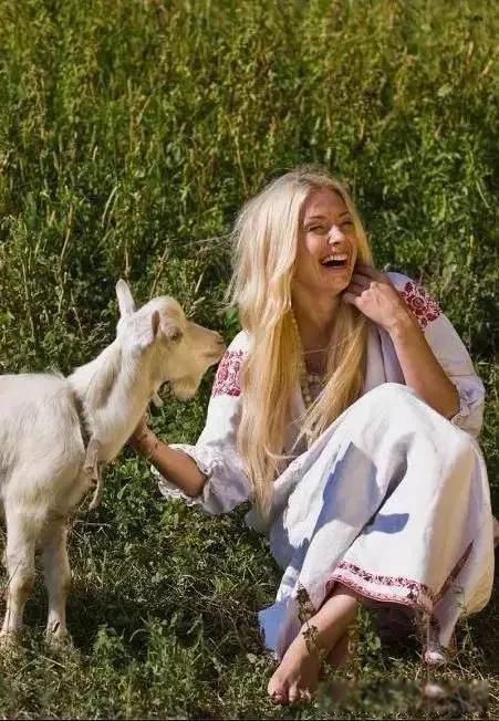 �ڿ�����Ů���� ӵ��˹���������Ѫͳ