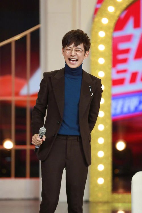 何炅为什么被全网封主要原因 有点咎由自取的意思