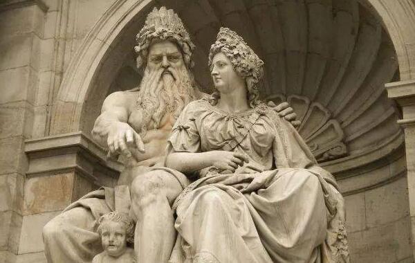 ��ϣ����12������� ����˹�����һ�����Ĵ��ܲ�