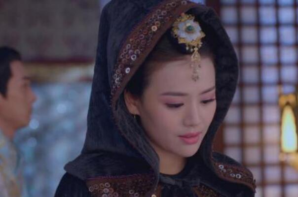 ����������˭��Ů�� κ�����˺ͺ���������ʲô��˼