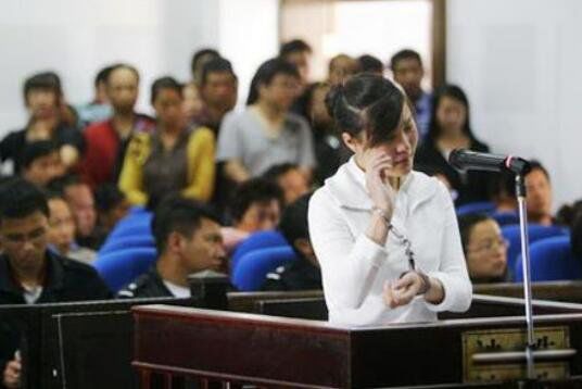 ɱ�˷�ʬ�� ���ϴ�ѧ����һʱ��Ѫ��