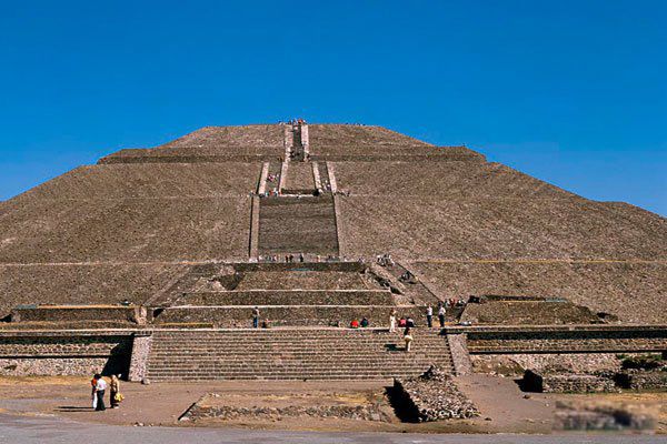 太阳金字塔坐落在哪个国家 墨西哥太阳金字塔的建造时间