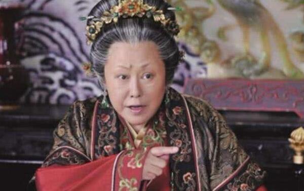 �¹�Ӣ����ҽ���˭������ �¹�Ӣ��˧��ʷ��ʵ