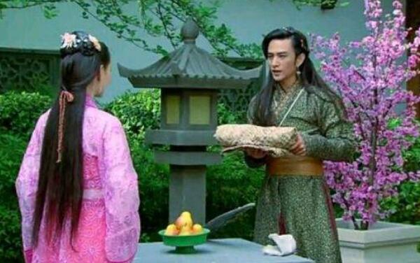 ���ʷ�д����� ����Ѧ�ʹ�˭����һ��