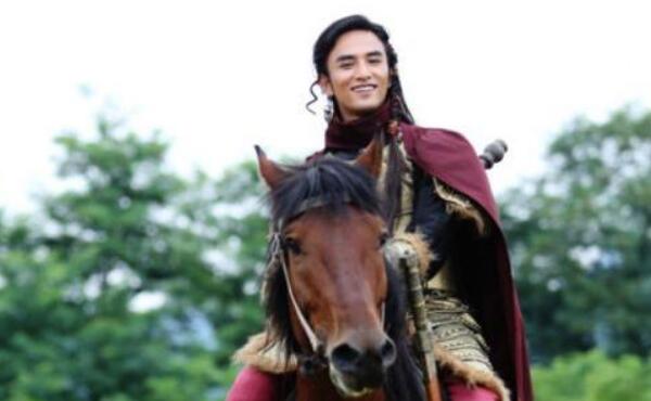 ���ʷ�д����� ����Ѧ�ʹ�˭����һ��