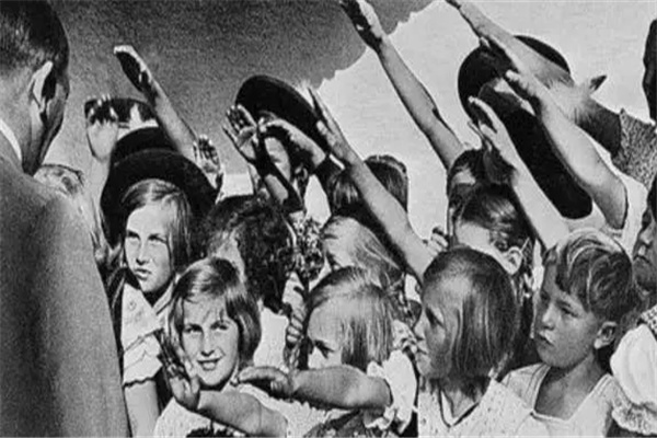 ��ŷ��ѪͳΪʲô�߹� ϣ�������ָ����ƻ���������