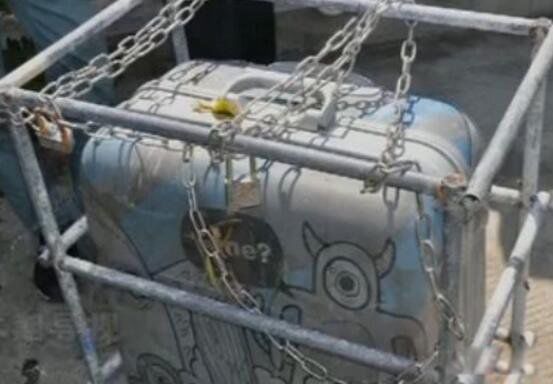 ����Ůģ������ʬ������ ��ͷƽ��ģ��Ůʬ������˭