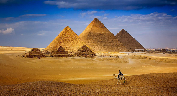 埃及金字塔是干什么用的 金字塔内部为什么不能进去