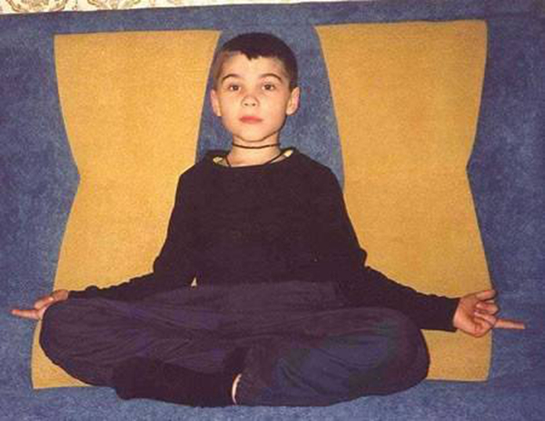 ����˹�����к�ƭ���ع� ��˵������Ļ��Ǽٵ�