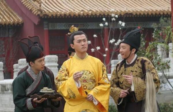 �쳣�����������ǻ�� ���������ʵۼ����ѻ�λ����˭��