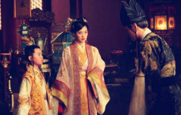 �쳣�����������ǻ�� ���������ʵۼ����ѻ�λ����˭��