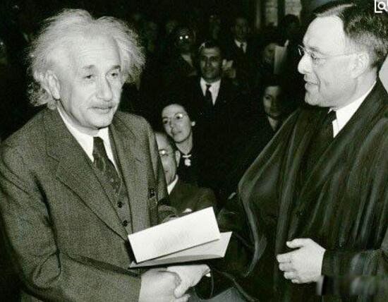 ����˹̹�Ĺ��¼�� ������������ʲô����