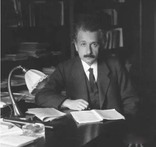 ����˹̹�Ĺ��¼�� ������������ʲô����