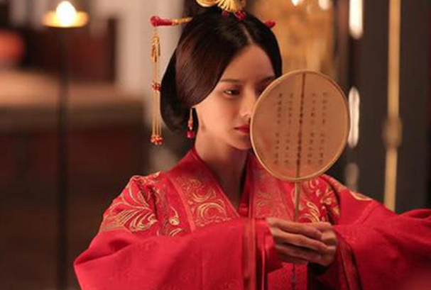 �����˭������ �����ʵ��ʷ���䴫���Ư��