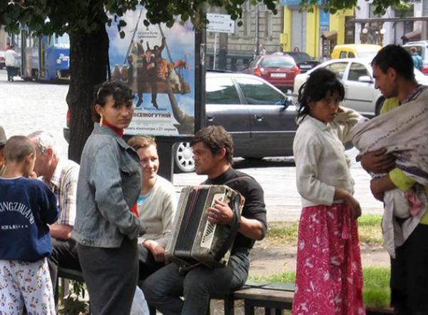 ���������й����� ��������Ϊʲô�����Ӳ��ܻ�ӭ