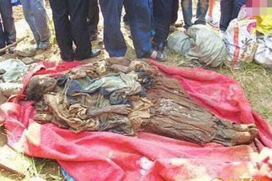 清朝女尸300年不腐坏 清朝放在县衙里的美女干尸事件真相