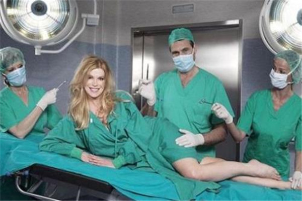 ���ϡ��ܿ�ѷ��˭ ���ϡ��ܿ�ѷ���ݶ��ٴ�