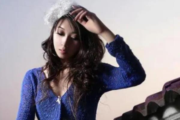 �������������޶���Ǯ ȫ�򶥼���50��Ԫһ��