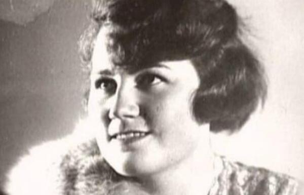 �����ͰͶ�����������Ư���� ϣ���յ�����Ůϲ������