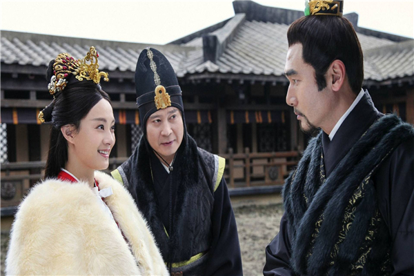 秦始皇与芈月关系图解 芈月是秦始皇爷爷的奶奶还是妈妈