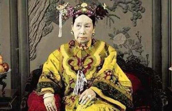 �������ɷ�Ͷ��ӽ�ʲô���� ��ʵ����̫����˭�����Ӱ�