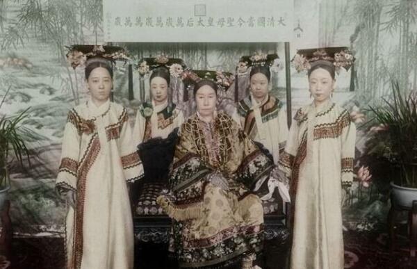 �������ɷ�Ͷ��ӽ�ʲô���� ��ʵ����̫����˭�����Ӱ�