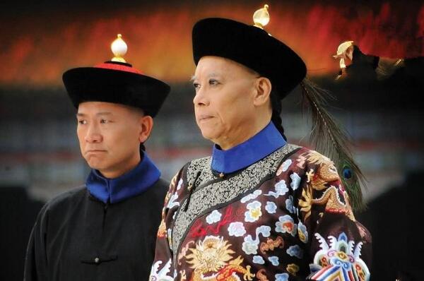 ����Ӣ�Ǻ��˻��ǻ��� ������������ʲô���ºͺ���