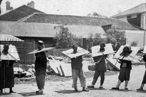 ���������ڻ������� �Ŵ�����־�ĵط���ʲô���µ�