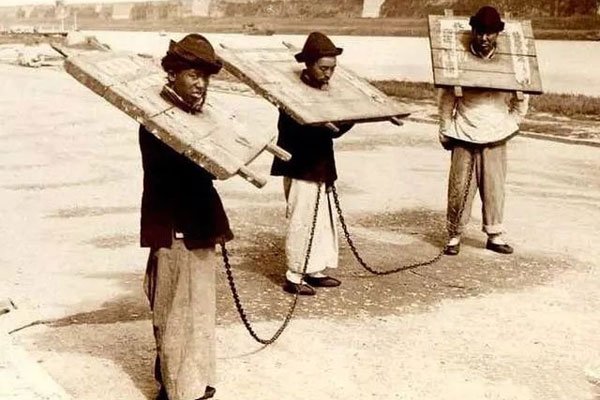 ���������ڻ������� �Ŵ�����־�ĵط���ʲô���µ�