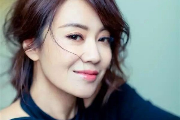 闫妮个人资料简老公 通过相亲认识了门当户对的老公