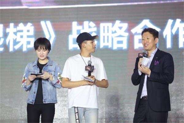 ����˯������Ƶʼĩ �Ա�ɽ��������������������ʵ������