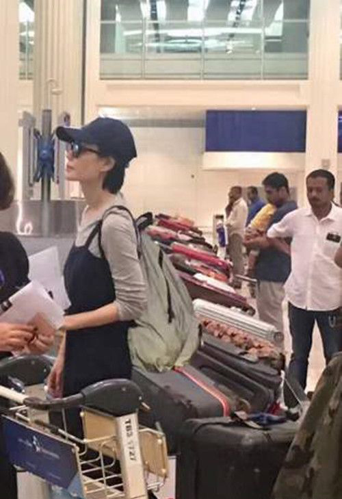 ����Ů��������Ƭ ���ƴ�Ů�������εϰ�