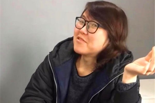 ��θ����θ�������˻���Ů�� ��θ��ΪʲôҪװŮ��