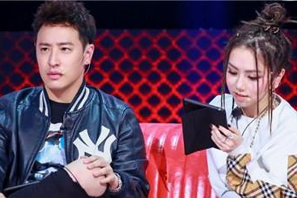 ����ص������ϵ ��̨�ϵ�����˽����������