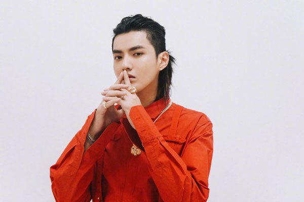 吴亦凡女朋友叫什么名字 还没出道就蹭热度红了的凡嫂戏太多