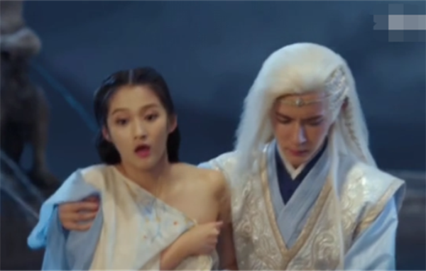 ����ͮ��㲻�������� ý���������µ�ĵ���Ա