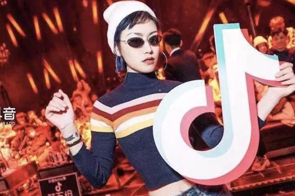 ����Ů�������ɧ������������Щ ��������+���������趼ʲô��